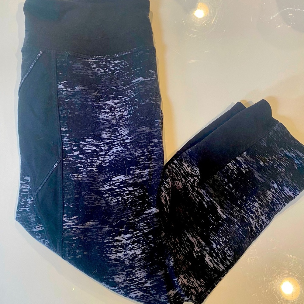 Athleta Grey/white Space Dye size Sm